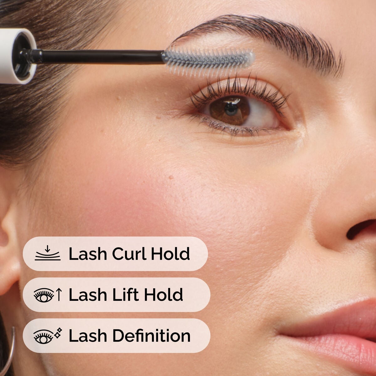 lash-curl-finisher-r9 ord-lash-curl-finisher-model-application-with-benefits.jpg